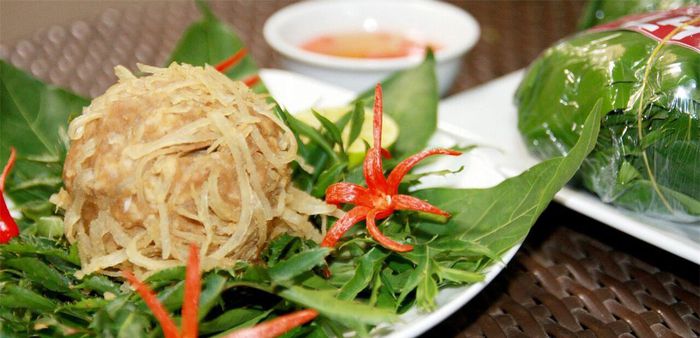Nem Phùng - Món ăn đặc sản Hà Nội