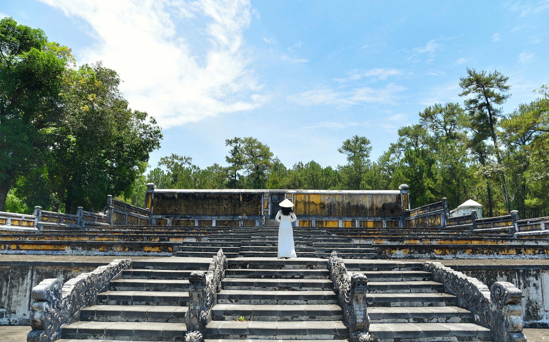 Một vòng tham quan Lăng Gia Long – nơi lưu giữ lịch sử vị vua đầu tiên của triều Nguyễn