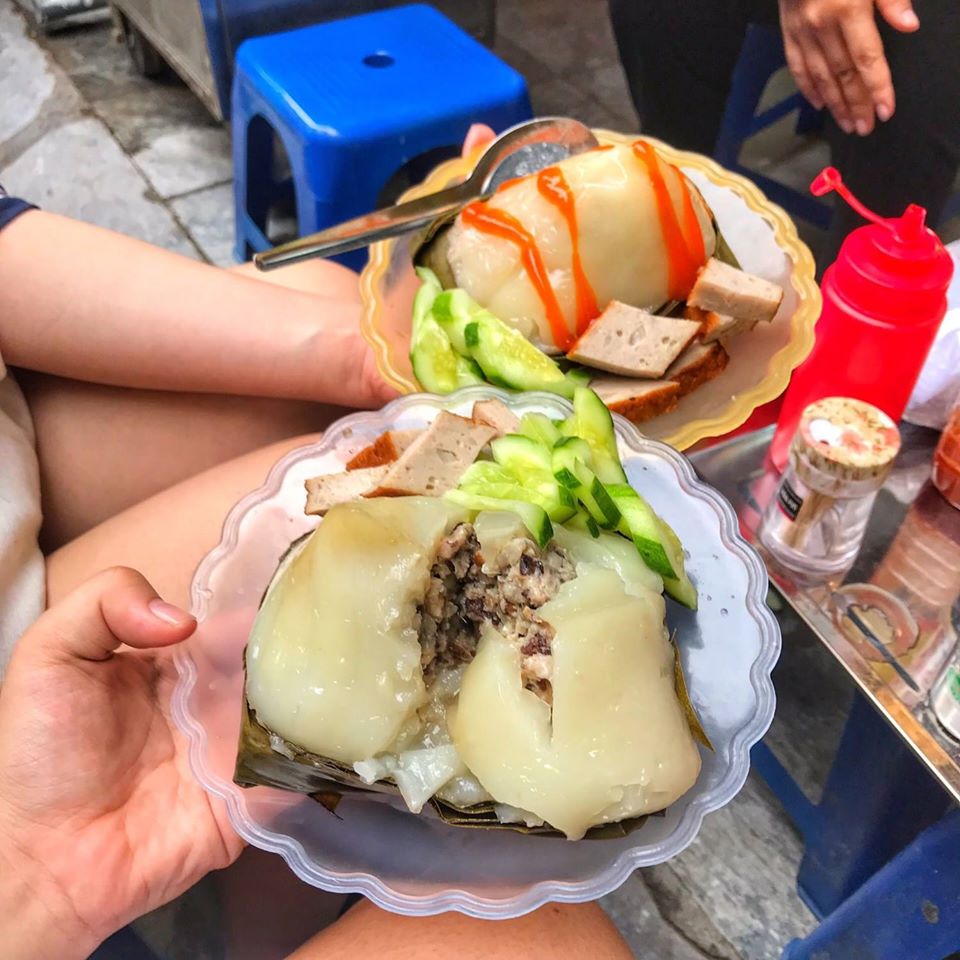 Bánh giò nóng ngon khó cưỡng nổi tiếng Hà Nội